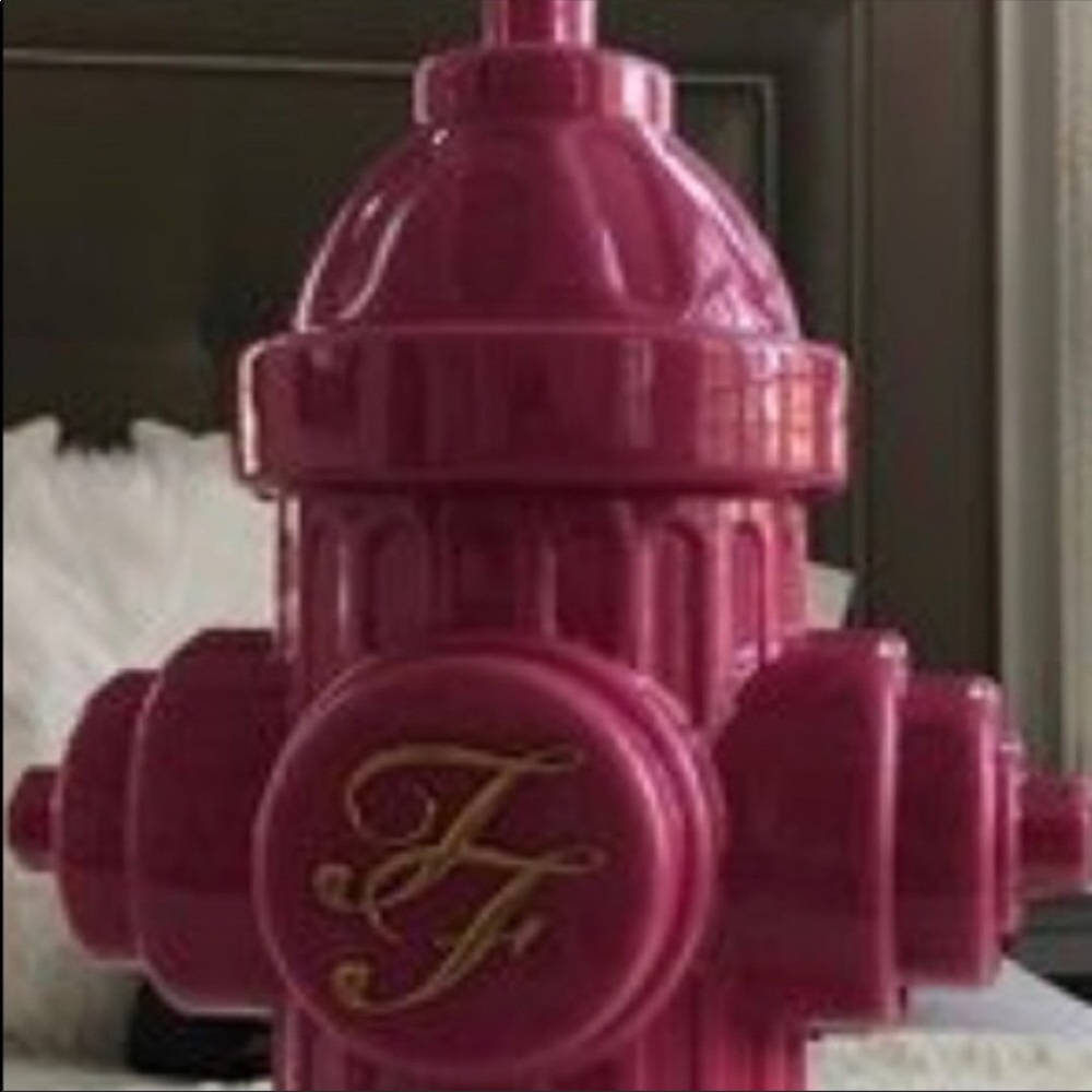 ISO Too Faced fire hydrant